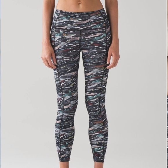 Sz2 Lululemon Fast & Free 7/8 tights in mini sweatr multi black VVGUC - Picture 1 of 8